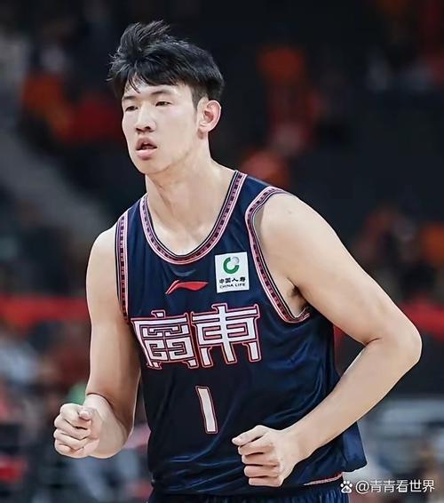 就是不用黄明依广东队轻取四川男篮，张皓嘉接近打满全场！