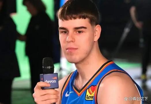 疯了！24岁天才后卫被裁，直播75分钟引众怒，NBA生涯彻底凉了