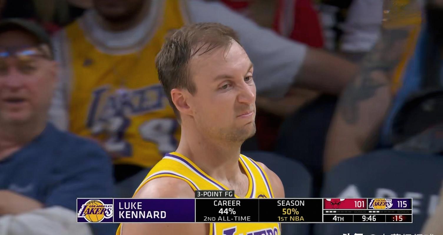 雷迪克谈肯纳德：他一直在为球队做出色的决策很高兴看他得高分