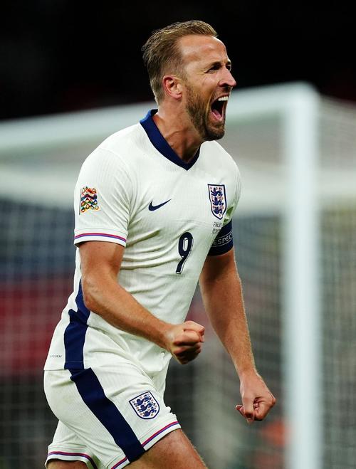 英格兰国家队官方：凯恩训练中受小伤，作为预防性措施不出战日本