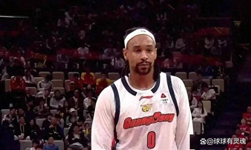 萨林杰：遇到困难需要有人站出来今天我们攻防两端都找到了节奏