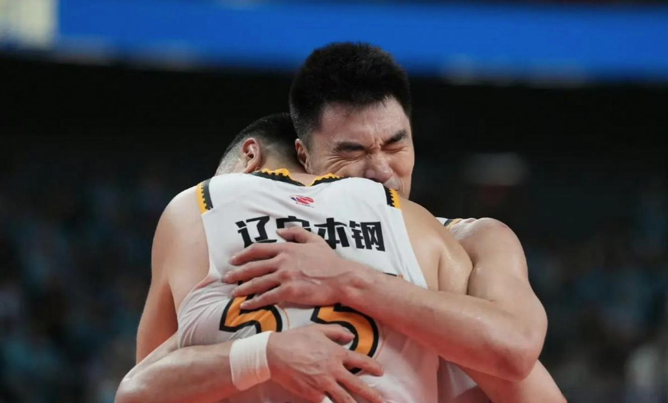 莱迪4+3+1+2了！哈维6+7，李虎翼8+2，辽篮领先四川16分
