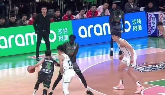 完爆萨林杰+碾压王少杰！广东第五外援曝光，保杜锋躺进总决赛