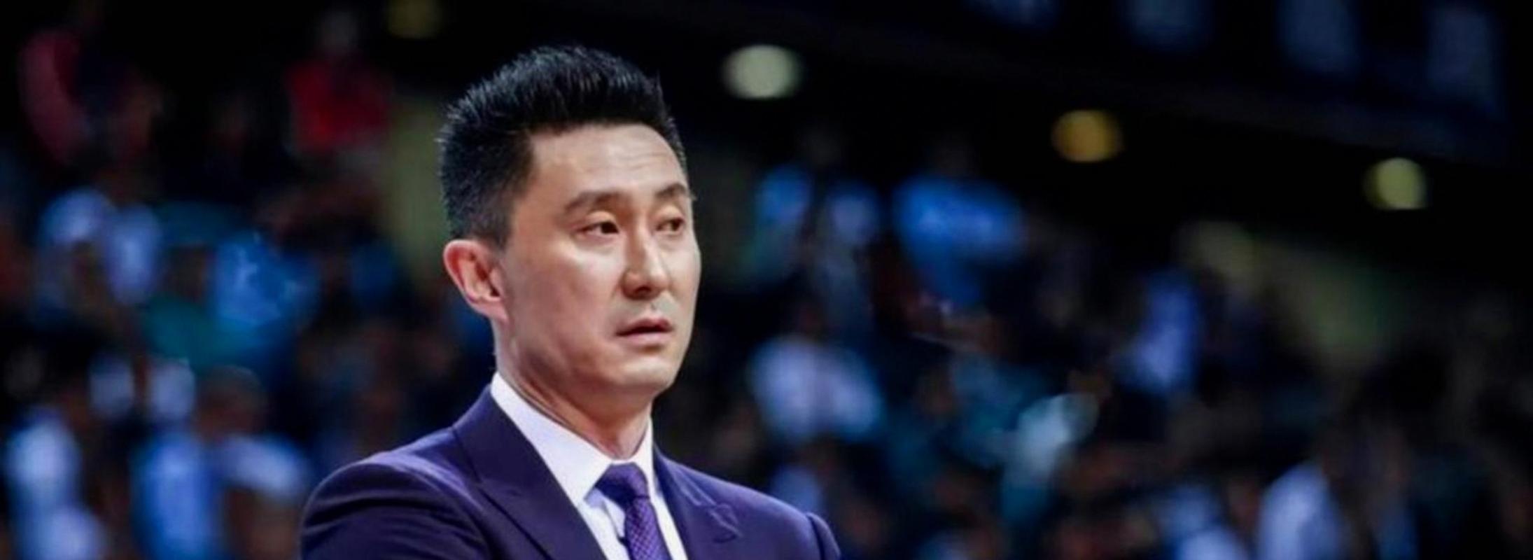 逼杜锋裁掉奎因！麦考尔狂轰生涯最强一战，这可是广东的争冠底牌