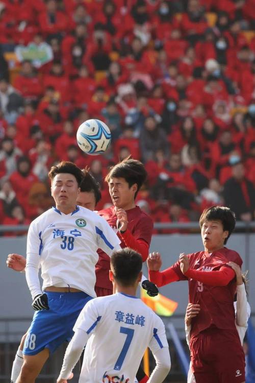 铜梁:从“一张球票”到“一座城市”成长中的“西部足球城”